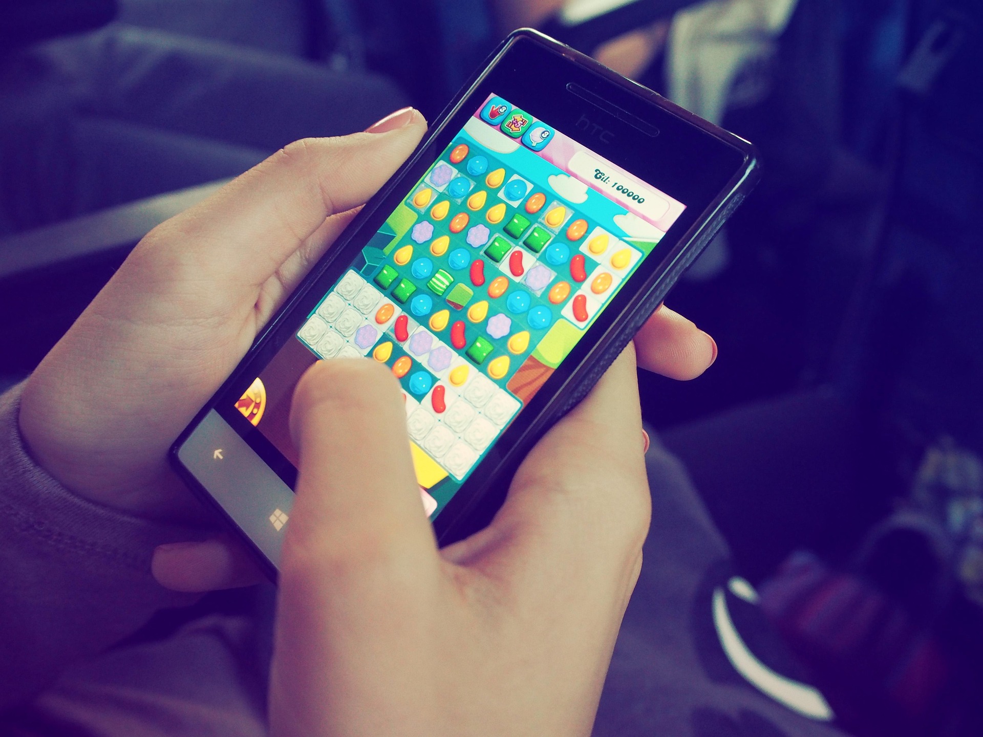スマホゲームのランクより、現実のランクを上げろ